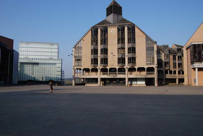 Campus of Louvain-la-Neuve "Université Catholique de Louvain"April 1, 2007